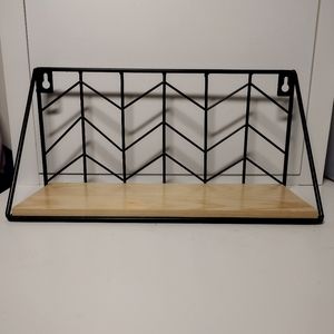 Set of 2 Rustic Arrow Wall Shelves